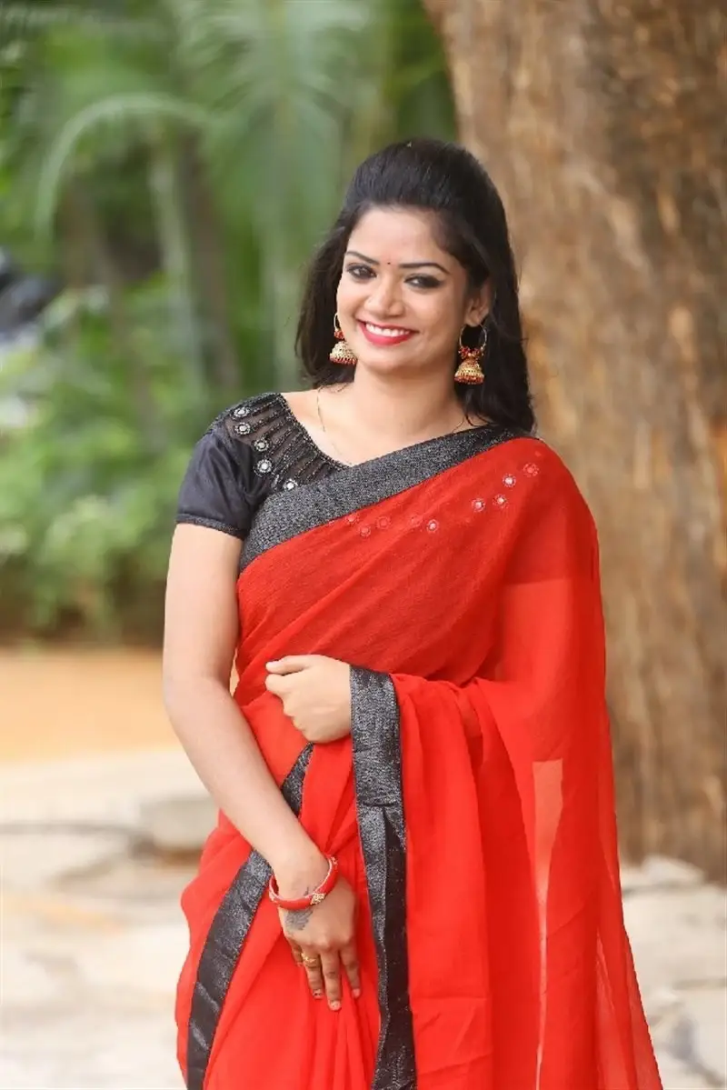 Telugu Girl Srujana in Red Saree at Vetaadutha Movie Opening